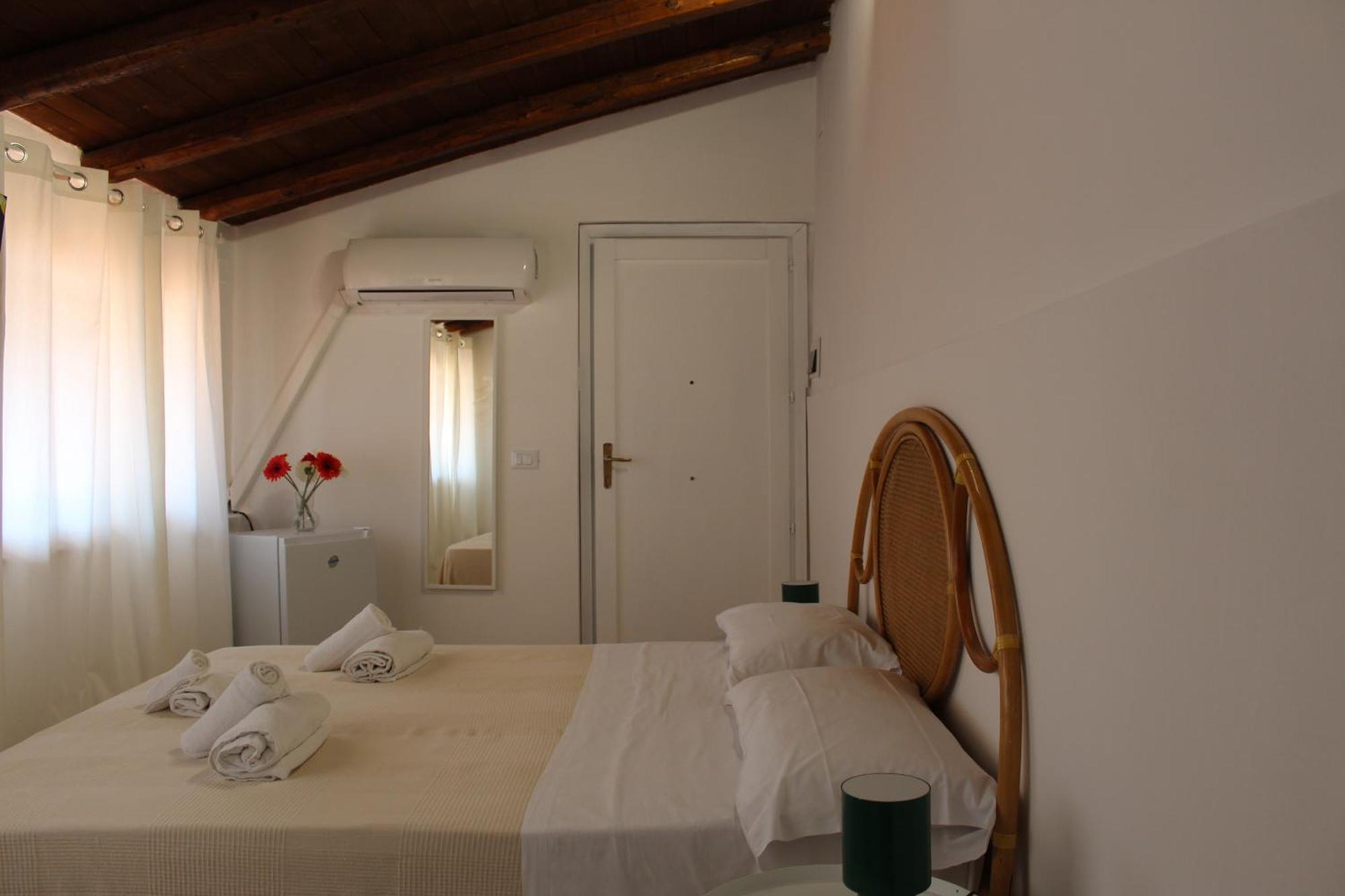 Terrasini 2000 Home Holidays 外观 照片
